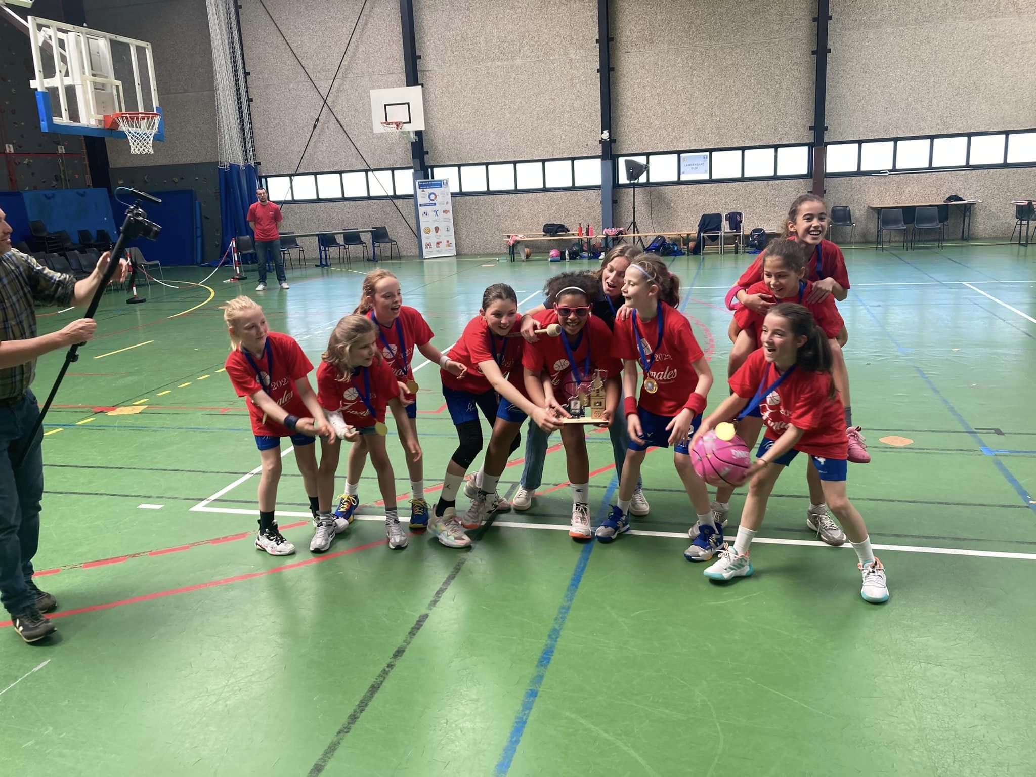 U11A-10 U11A-10